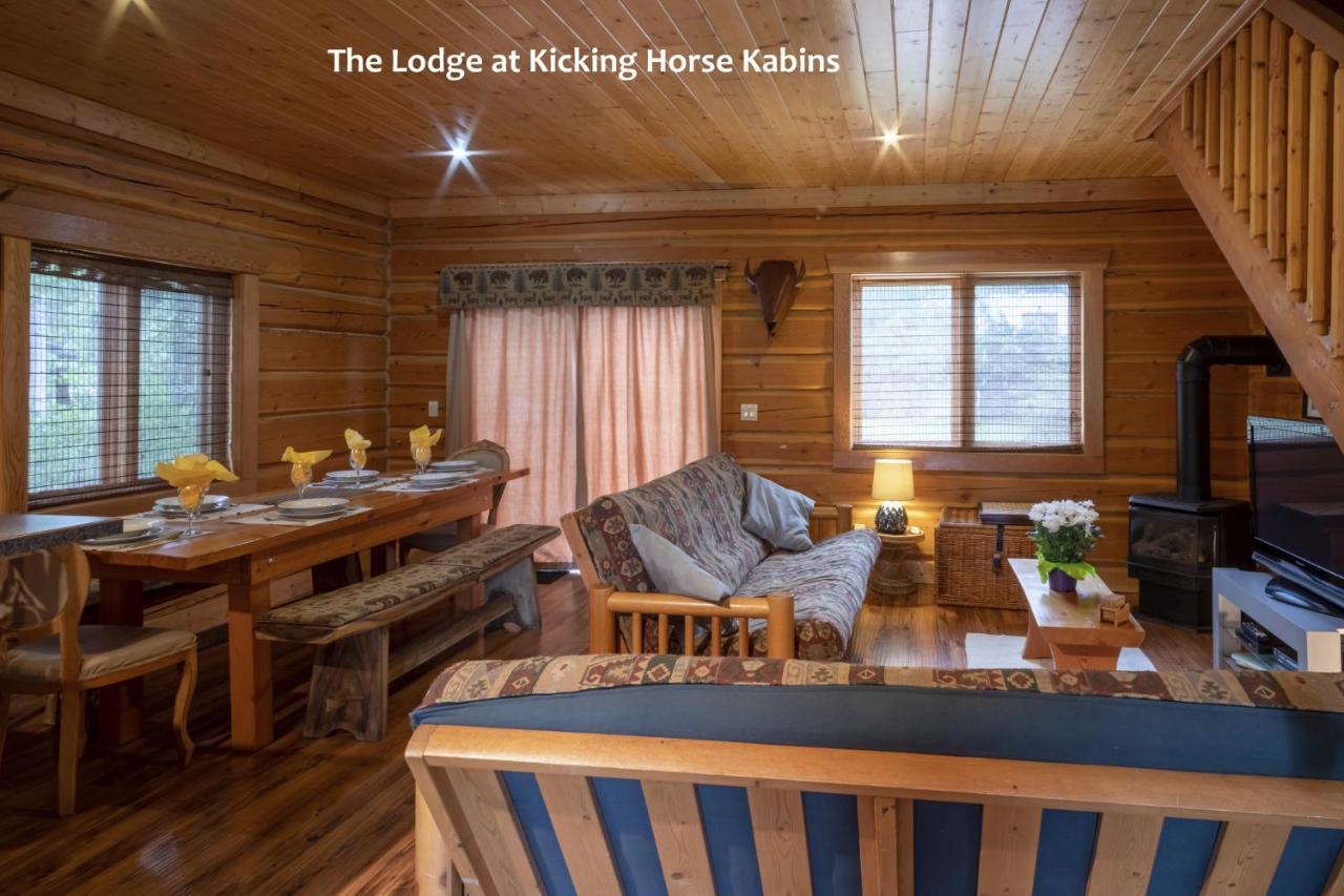 Kicking Horse Kabins Golden Eksteriør billede